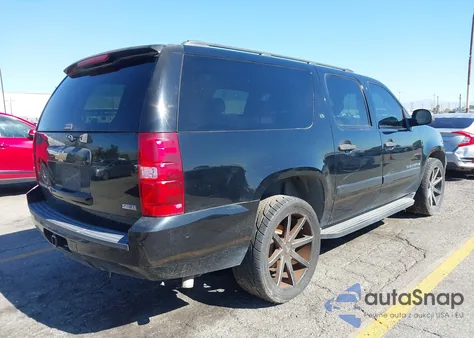 2007 Chevrolet Suburban 1500 Ls from USA, damaged, VIN 3GNFC16067G313792
